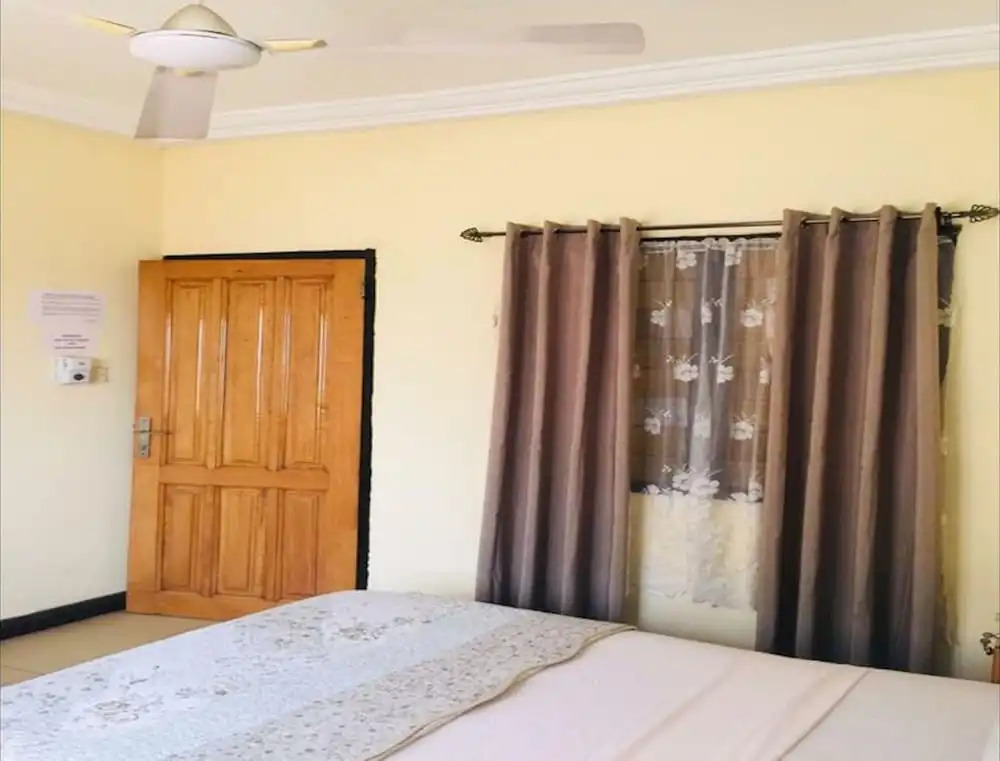 Room in B&B - Single Room - 1st Floor