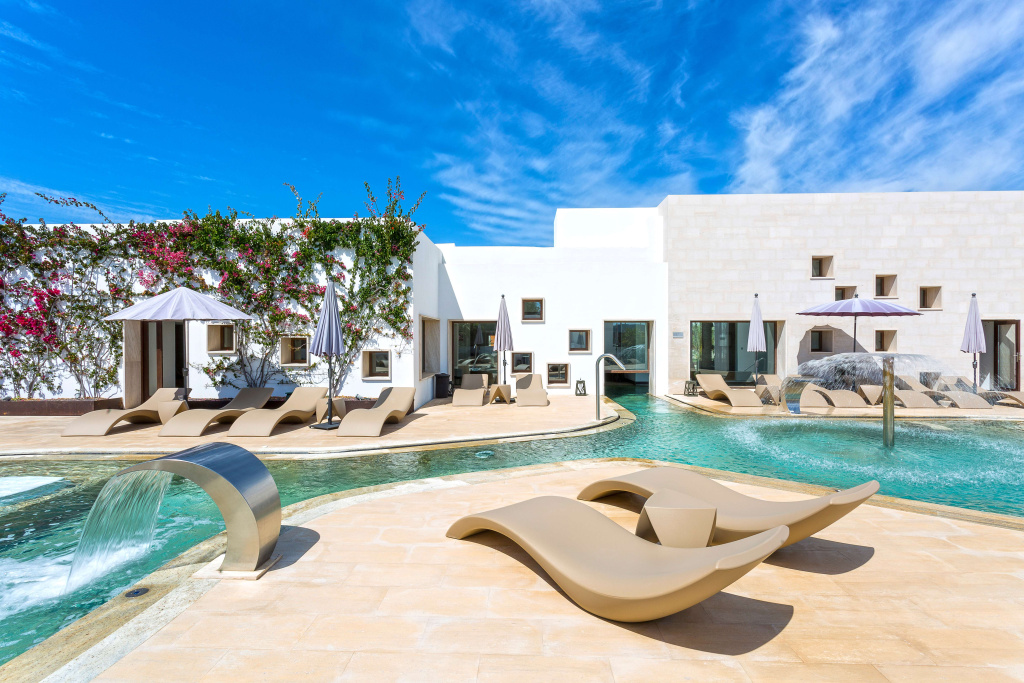 Курортный отель Grand Palladium White Island and Spa - All Inclusive