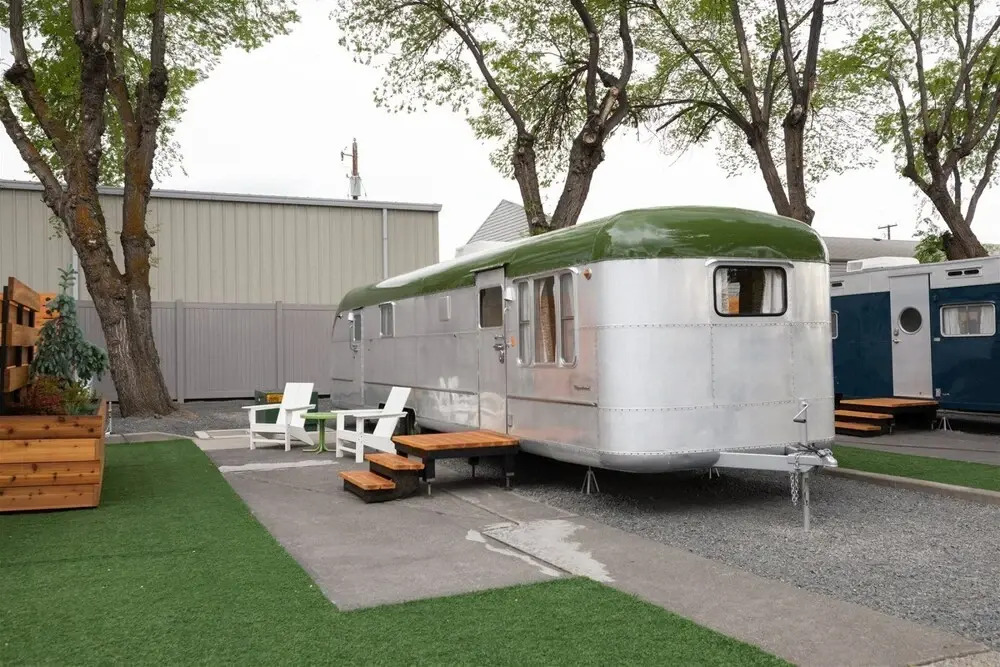 The Camp Bend