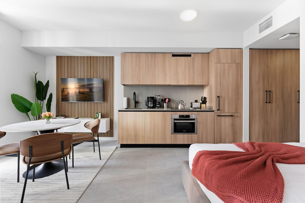 Chic Studio in the Heart of Miami 4 Guests