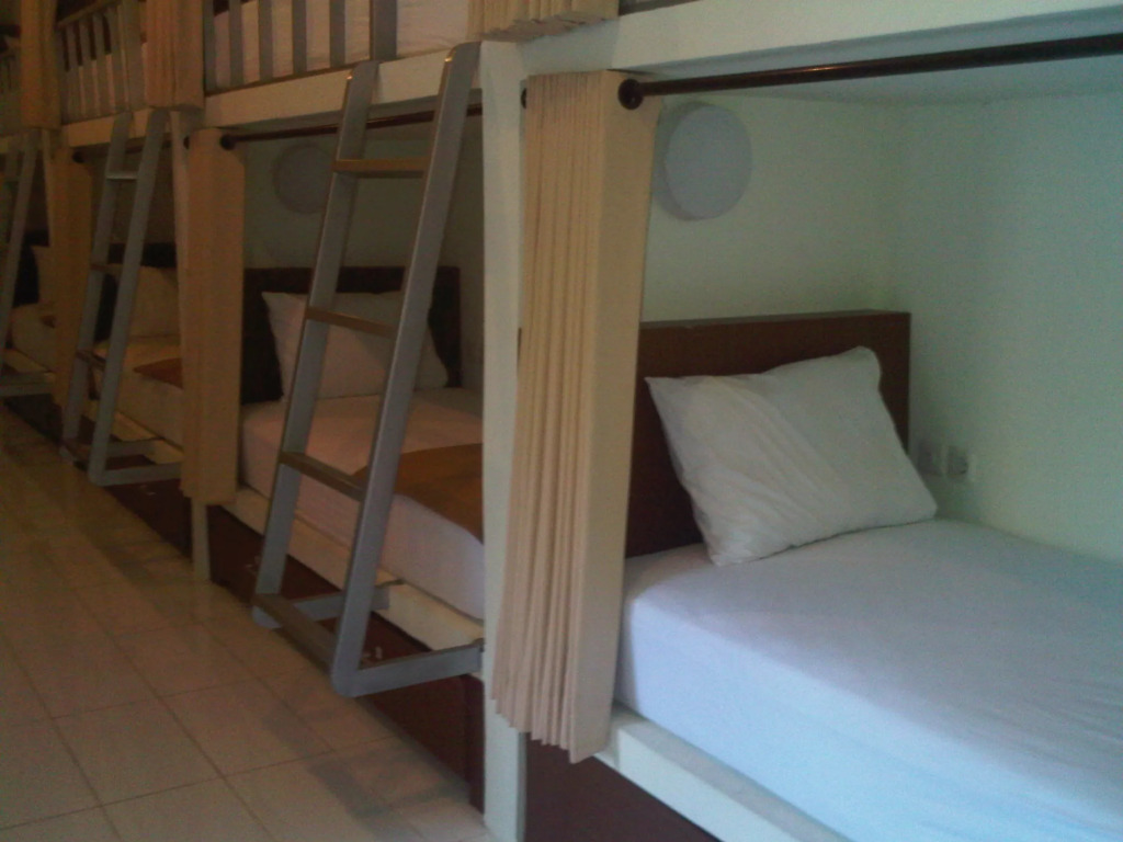 Mirah Hostel