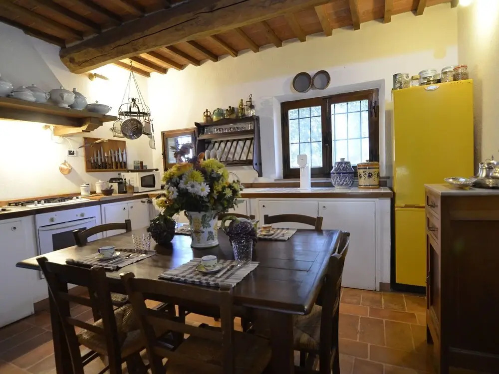 Pleasant Villa In Valiano With Terrace, Garden, Sun-Loungers