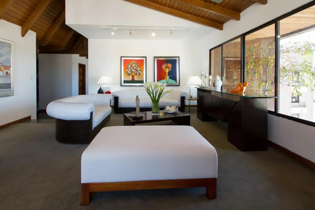 The Penthouse Lodge