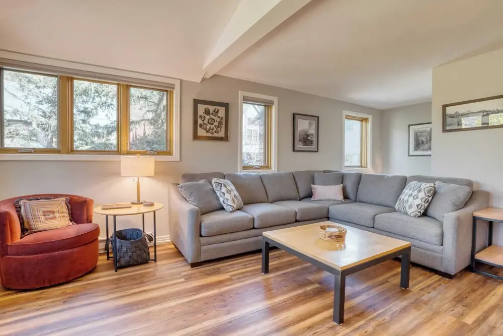 Lulu City 5B by Avantstay Across From Lift #7 10-minute Walk to Downtown