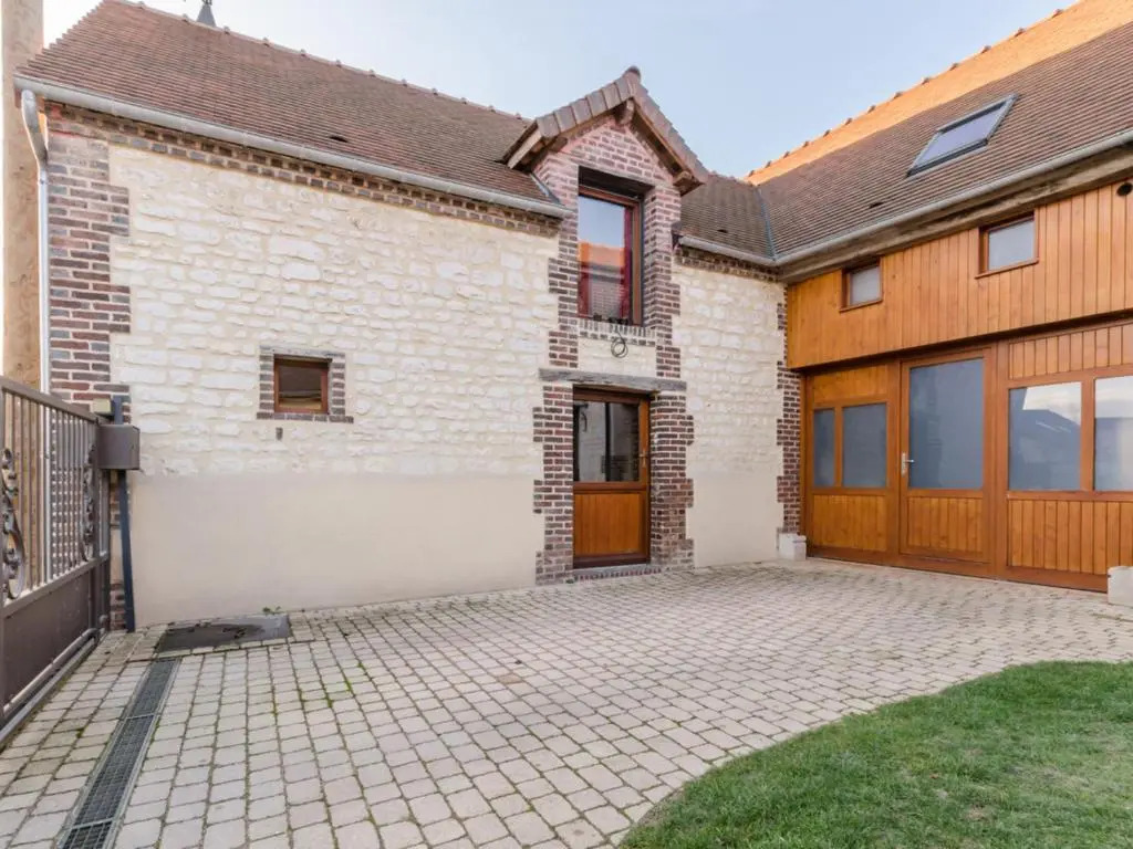 Gîte Estissac, 3 pièces, 4 personnes - FR-1-543-82
