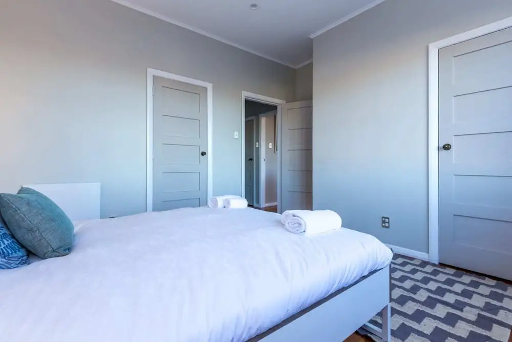 Sunny, Character 2 Bedroom Home - Mission Bay