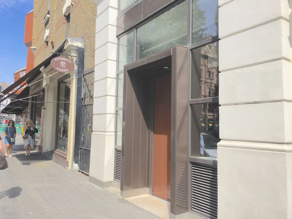 Trafalgar Luxury Suites