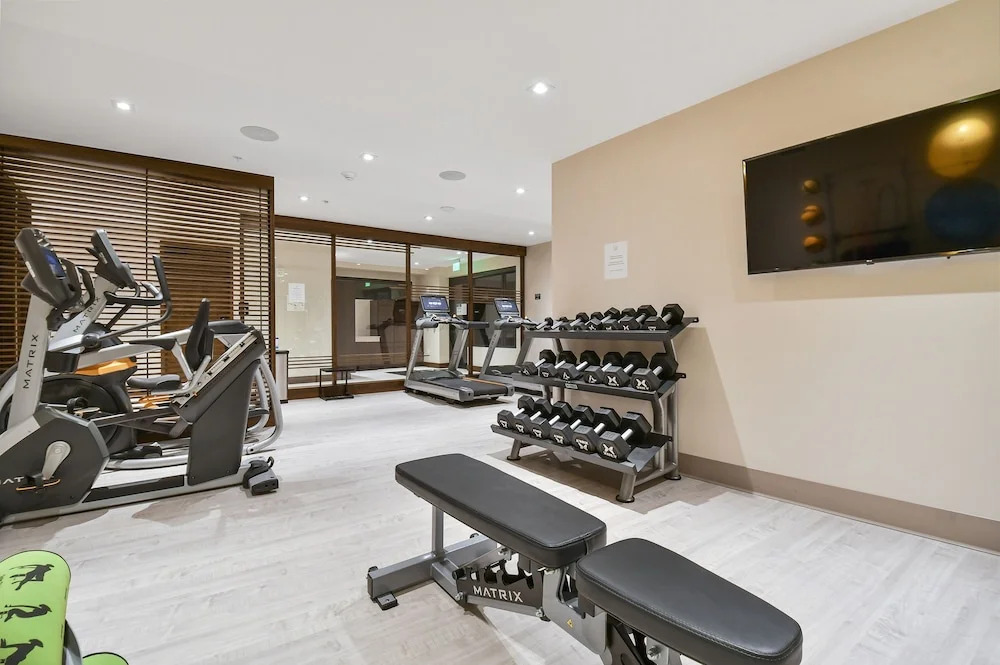 Ski In Out Modern 2BR Residence in Canyons Village
