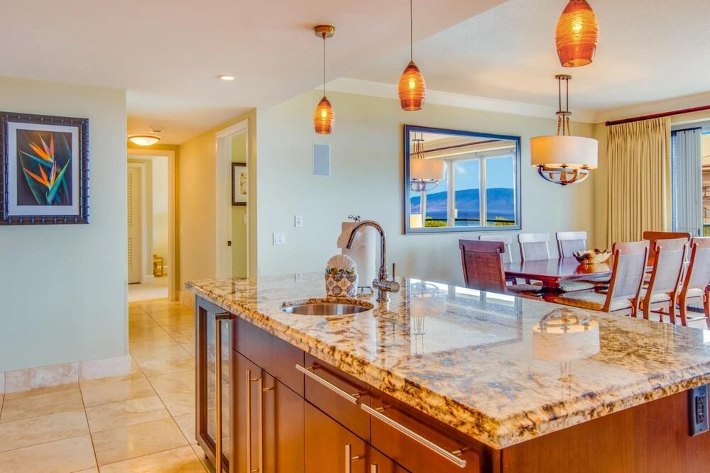 K B M Resorts- Hkh-504 Luxury 3bdrm Villa, Ocean View, Sleeps 10, Close to Beach and Pool!