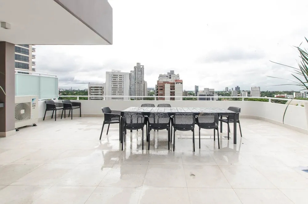 Private 5 Star 1 Bedroom Apartment on SkyTower
