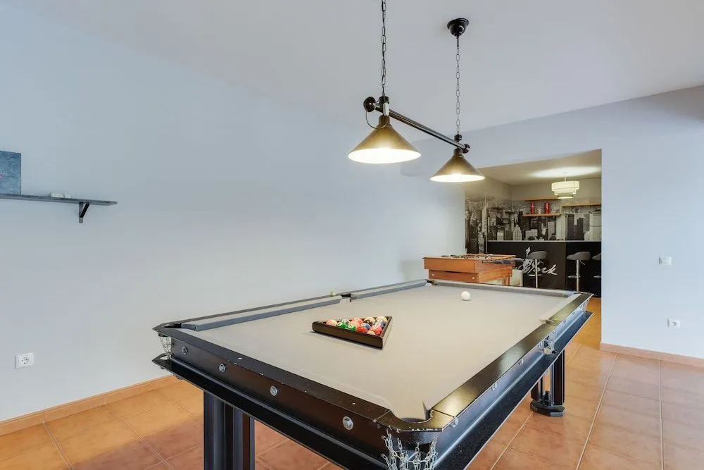 Casa Amarela With Heated Pool & Games Area