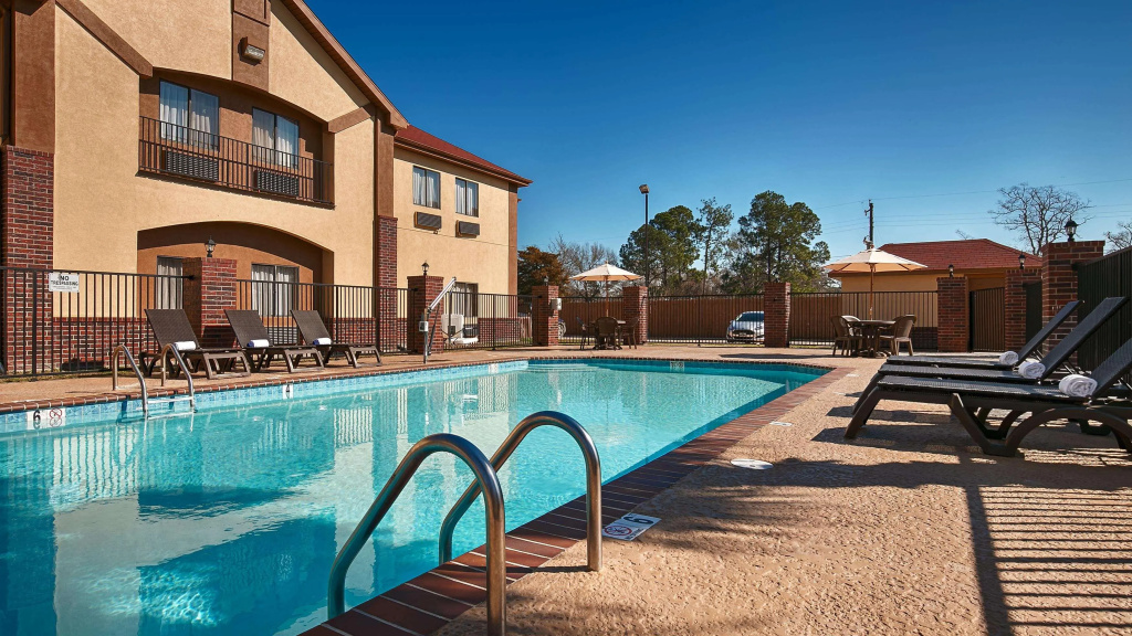 Best Western Inn & Suites - Lake Charles