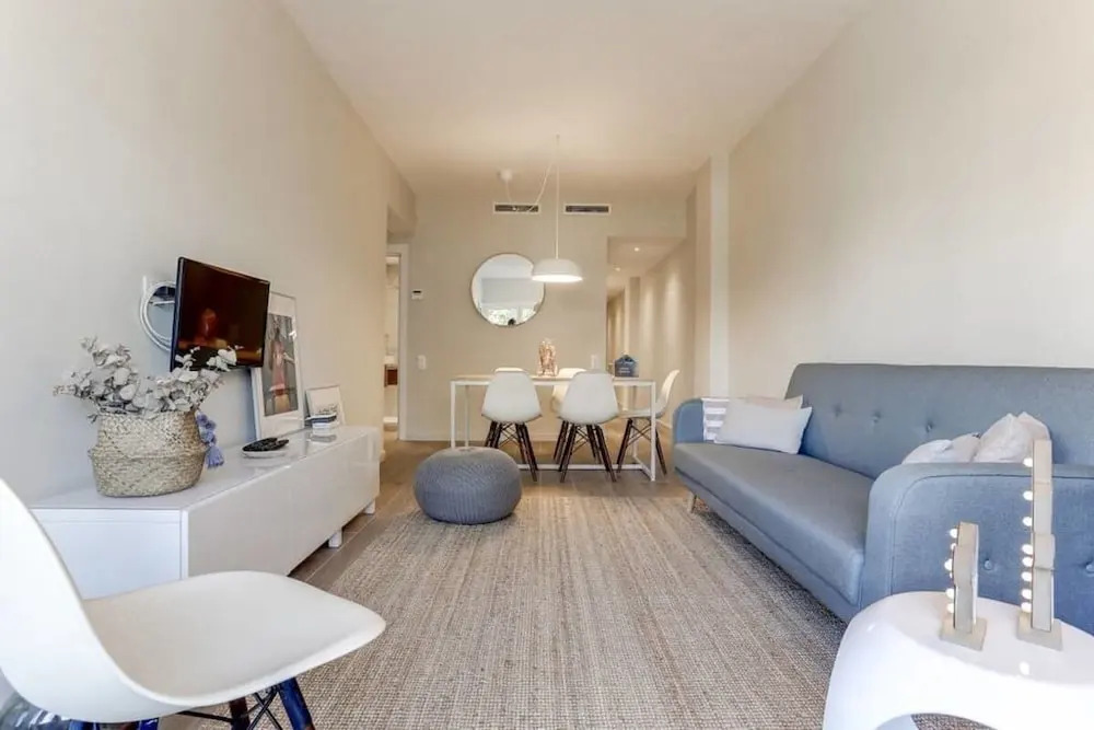 Stylish 4 bed Apt in the Center
