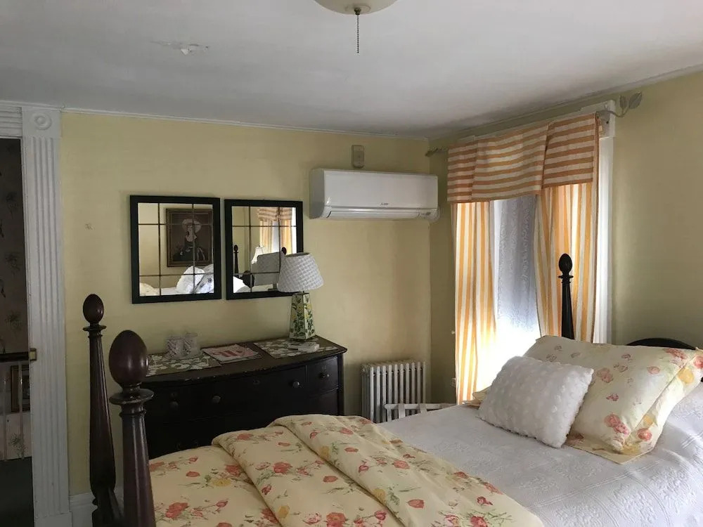 The Monadnock Inn
