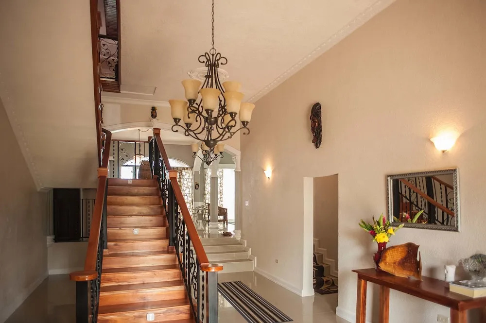SEAesta Villa