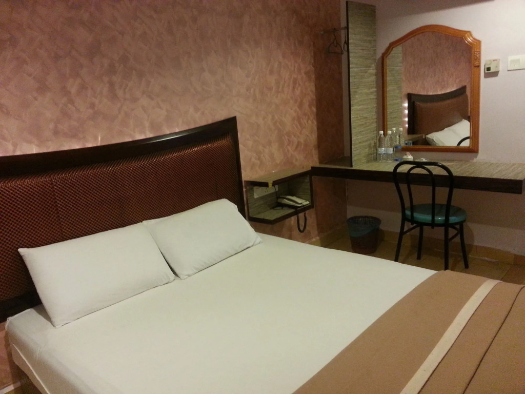 OYO 766 Times Inn Hotel