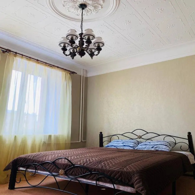 Sovetskij 59 Trehkomnatnye apartamenty rjadom s Administratsiej