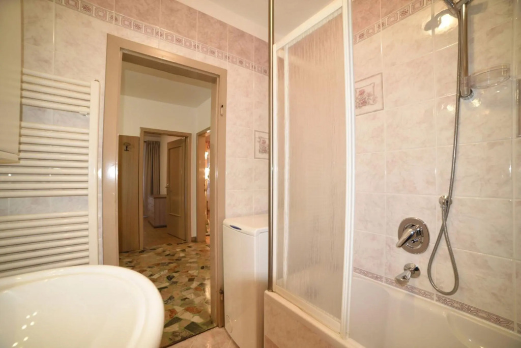 BERTA - large four-room apartment - 022036-AT-907457-445 BERTA