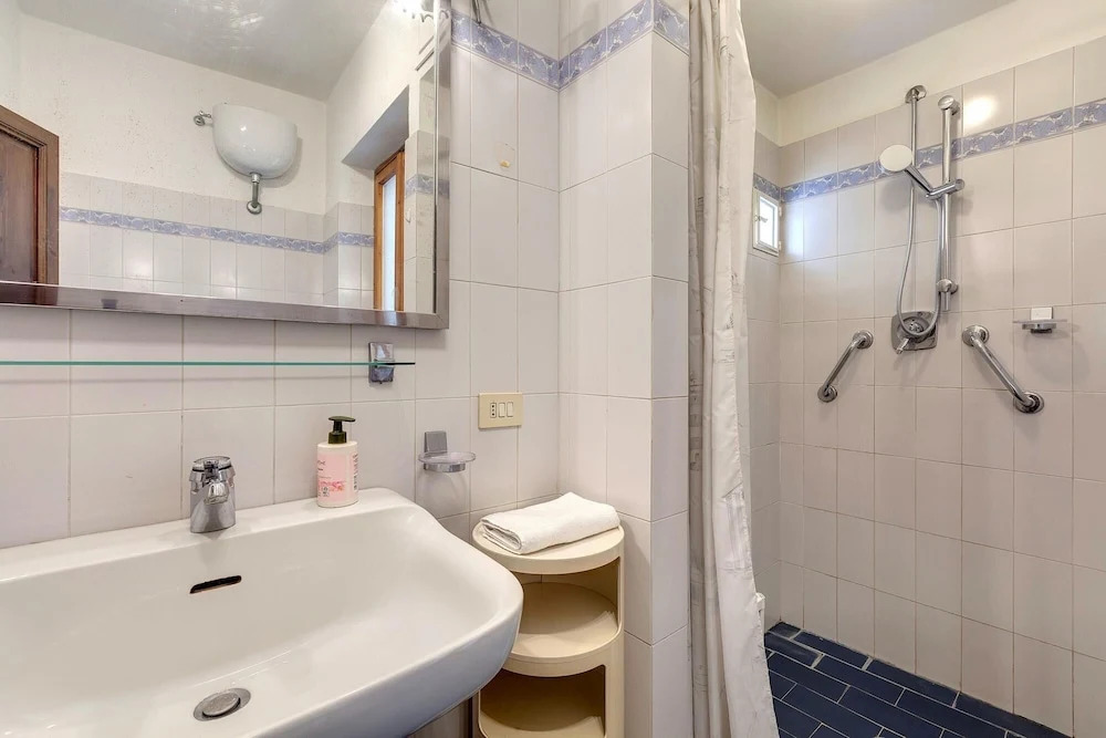 Pepi 51 in Firenze With 2 Bedrooms and 2 Bathrooms