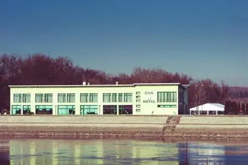 ZOO hotel