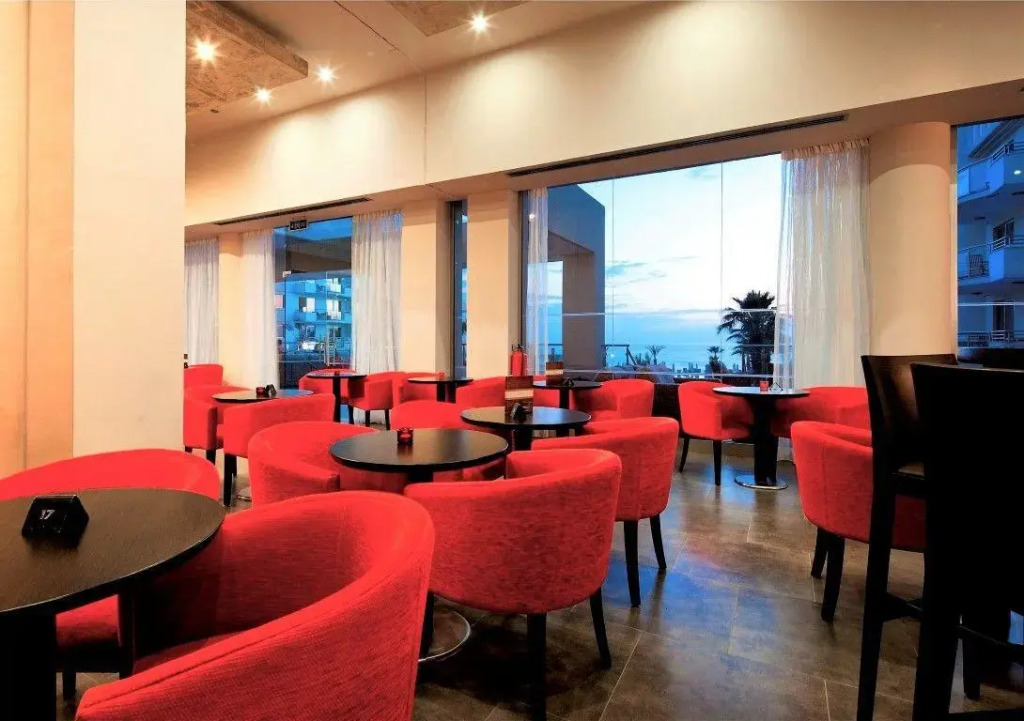 Blue Lagoon Kosher Hotel