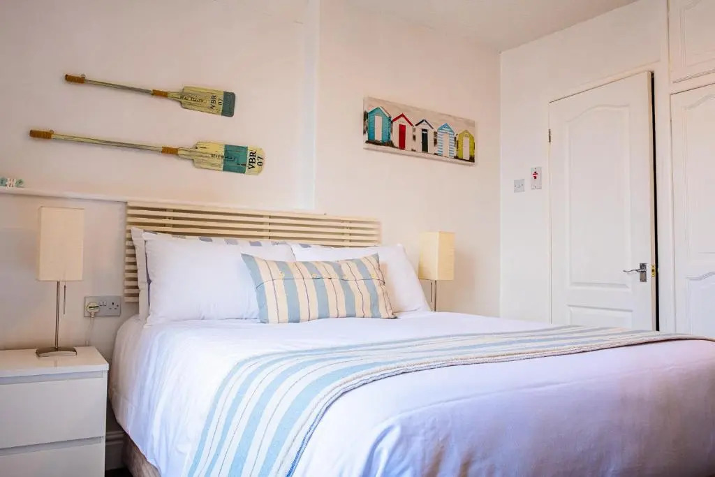 Arvon House
