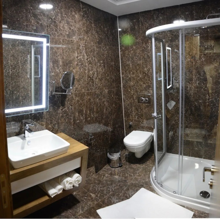 White Star Hotel