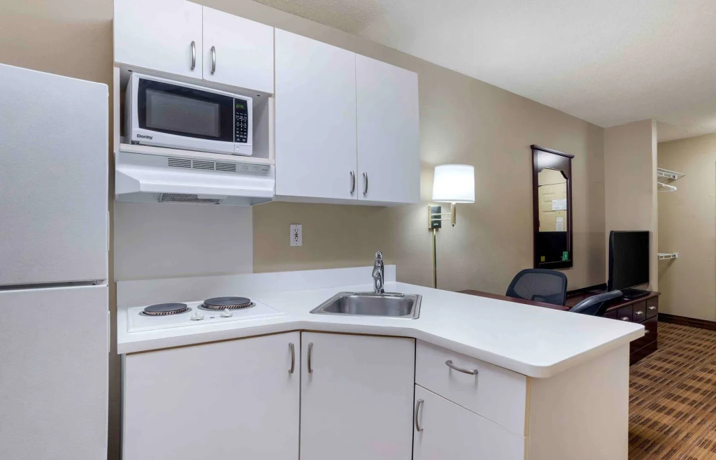 Studio 6 Extended Stay Huntsville, AL - US Space & Rocket Center