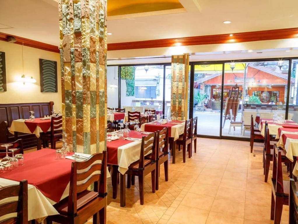 Casanova Inn