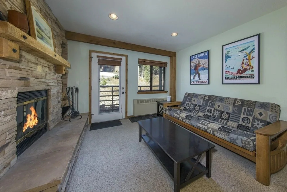 The Meadows 1120 - 2 Br Condo