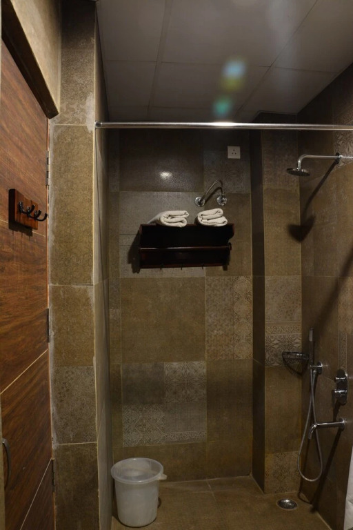 Tripli Hotels Shiv Villas