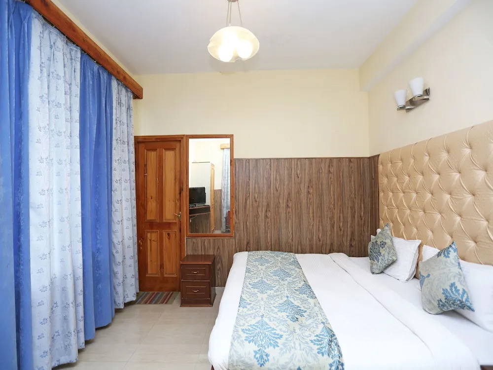 OYO 9483 Himalayan Ecstacy Cottages