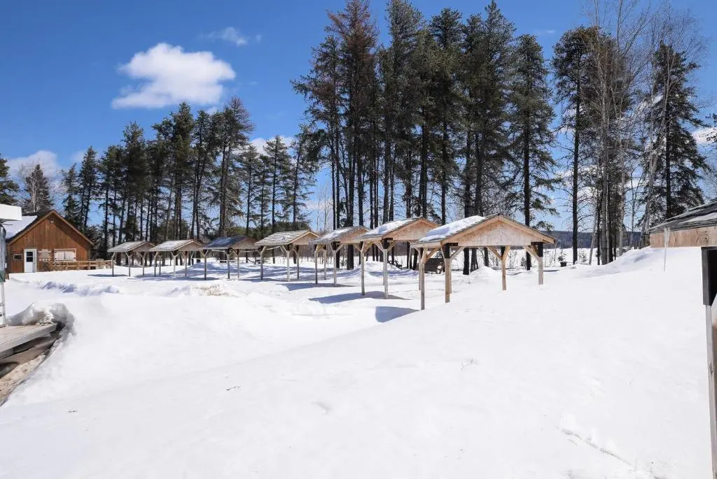 Les Condos Du Lac Taureau- Rooms & Condos