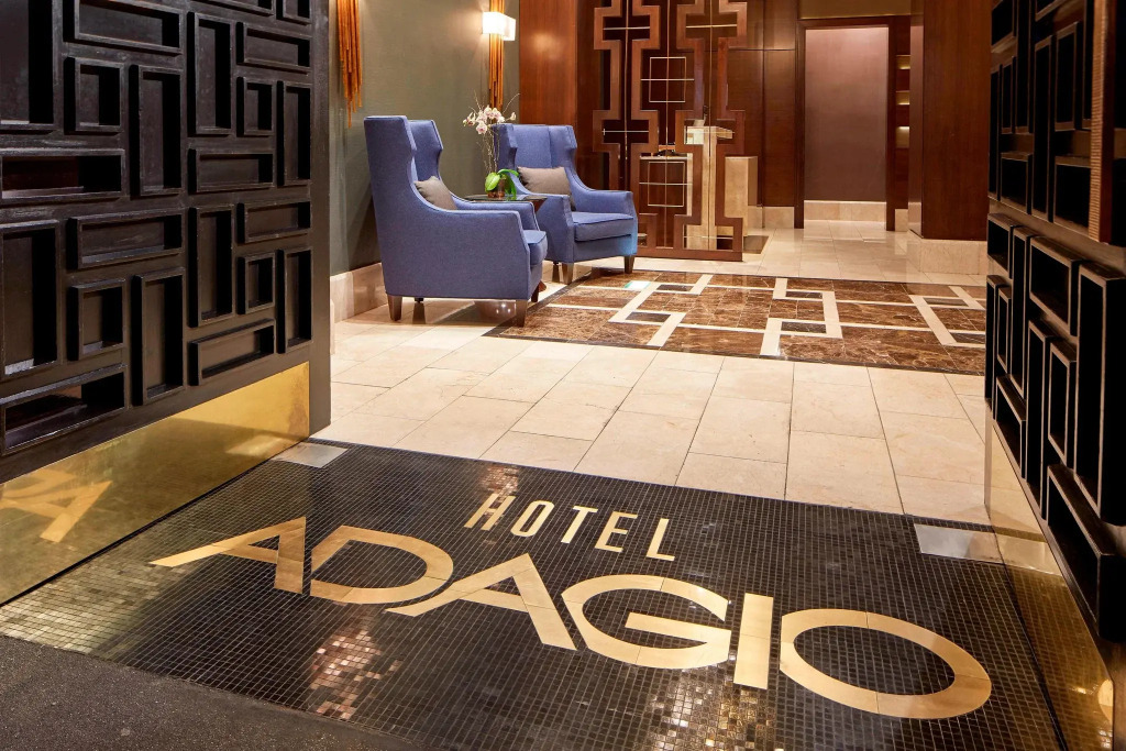 Hotel Adagio, Autograph Collection