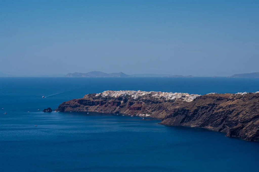 Gizis Cliffside Suites