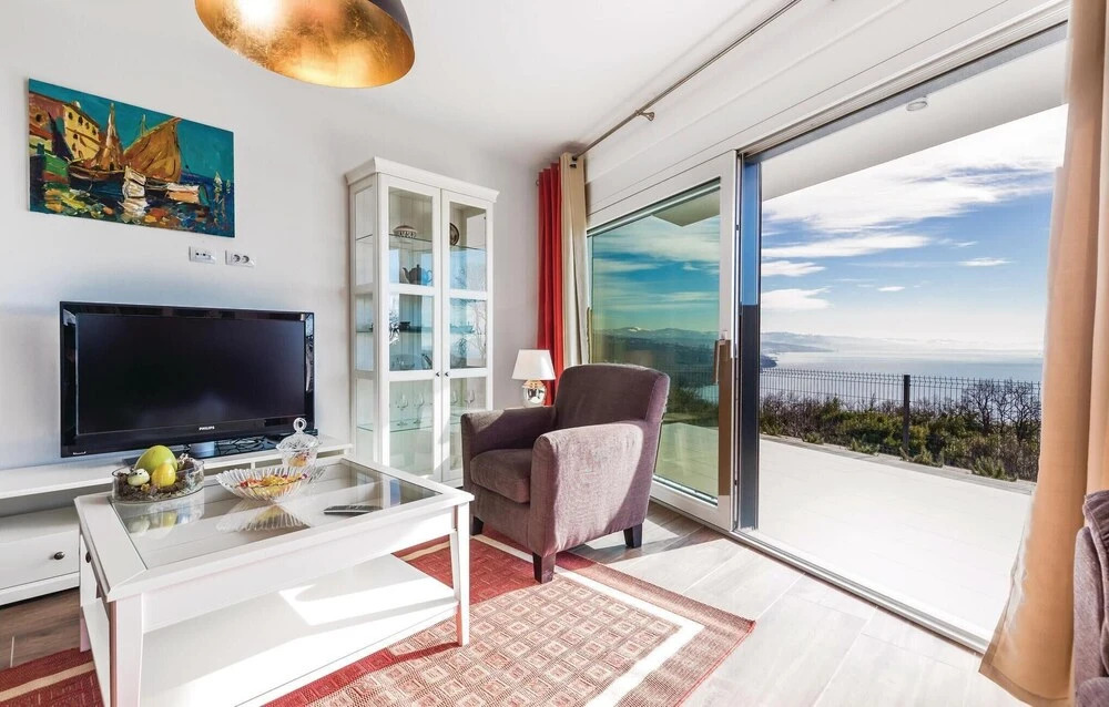 Awesome Home in Opatija with WiFi, Hot Tub & Sauna