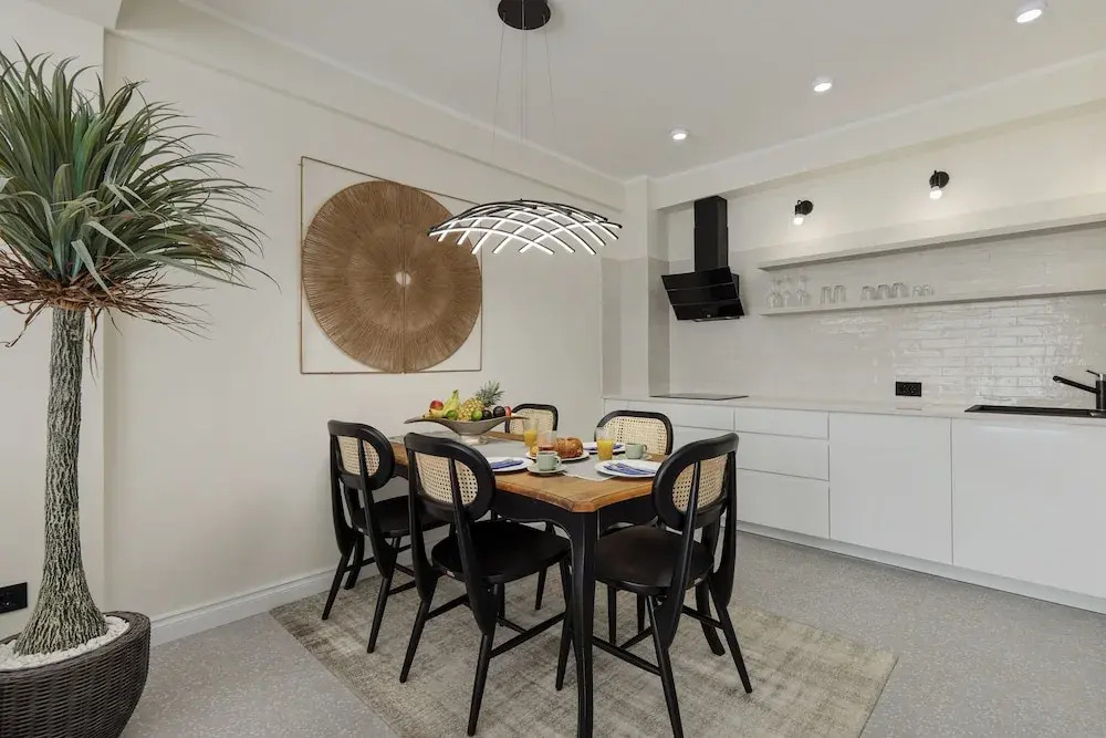 Dimitris Residence