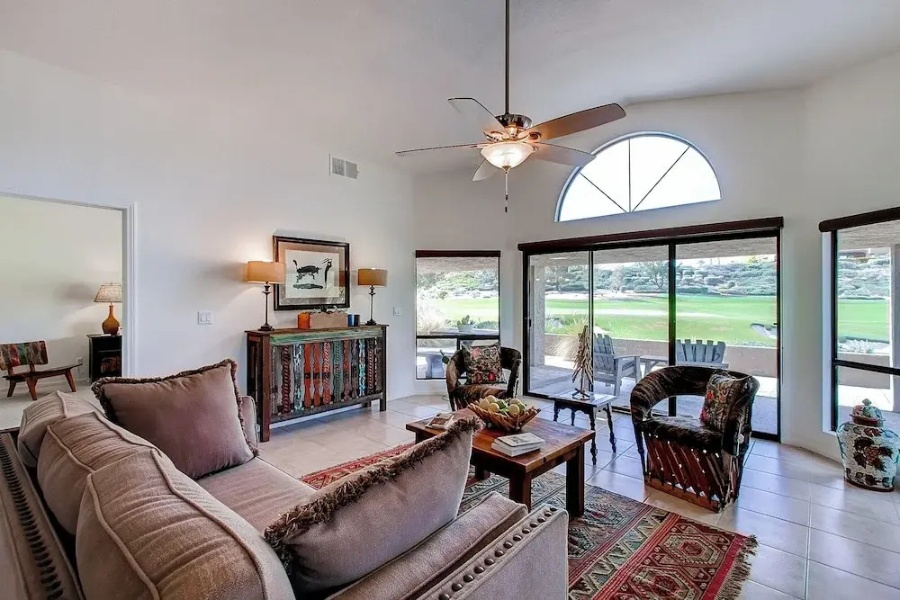 Country Club Home: 2br, 2 BA + Den ~ 1 Mi to Golf!