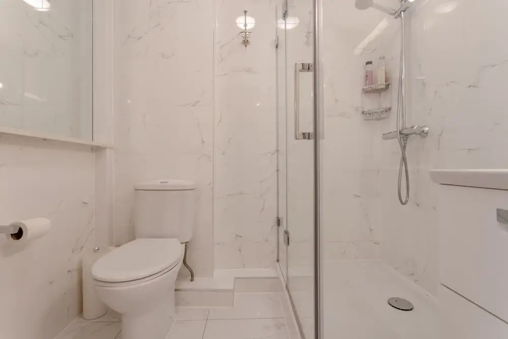 Elegant Apartment in Central Kensington