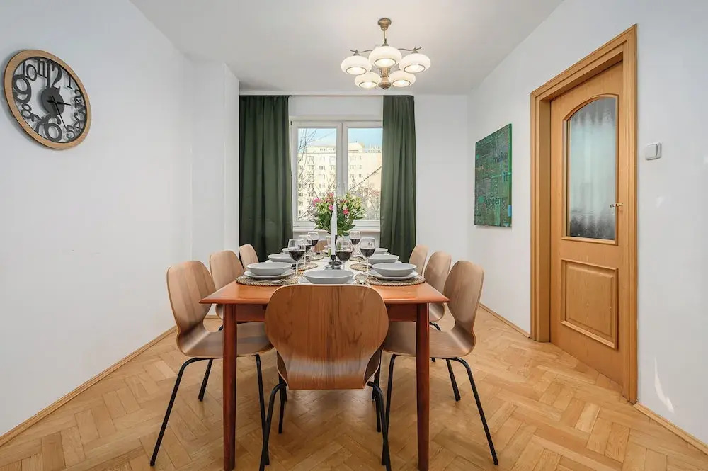 Lumina apartment for family in Warsaw