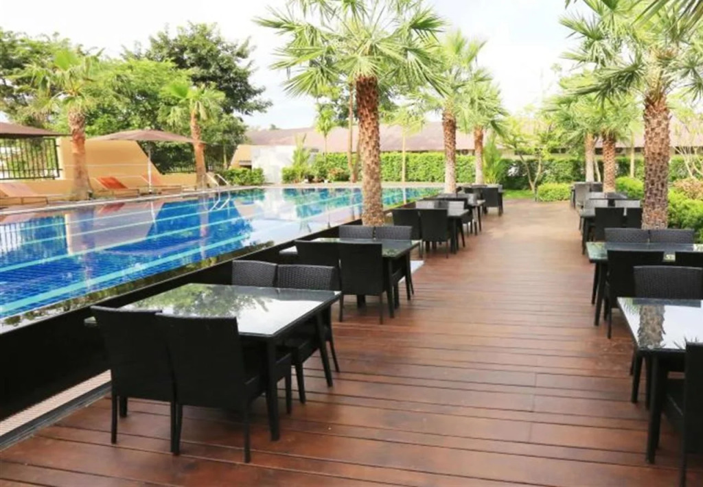Ray Hotel Buriram