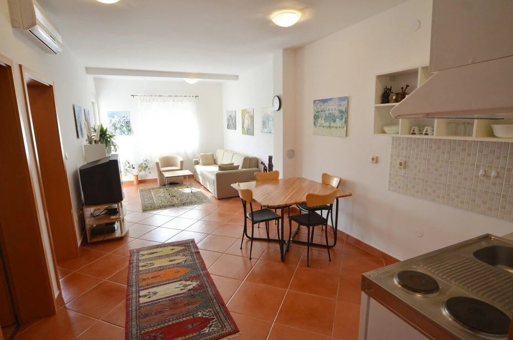 Apartments Frane