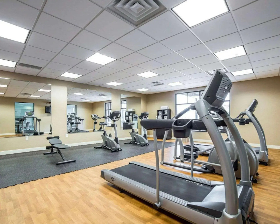 Comfort Suites Airport-University