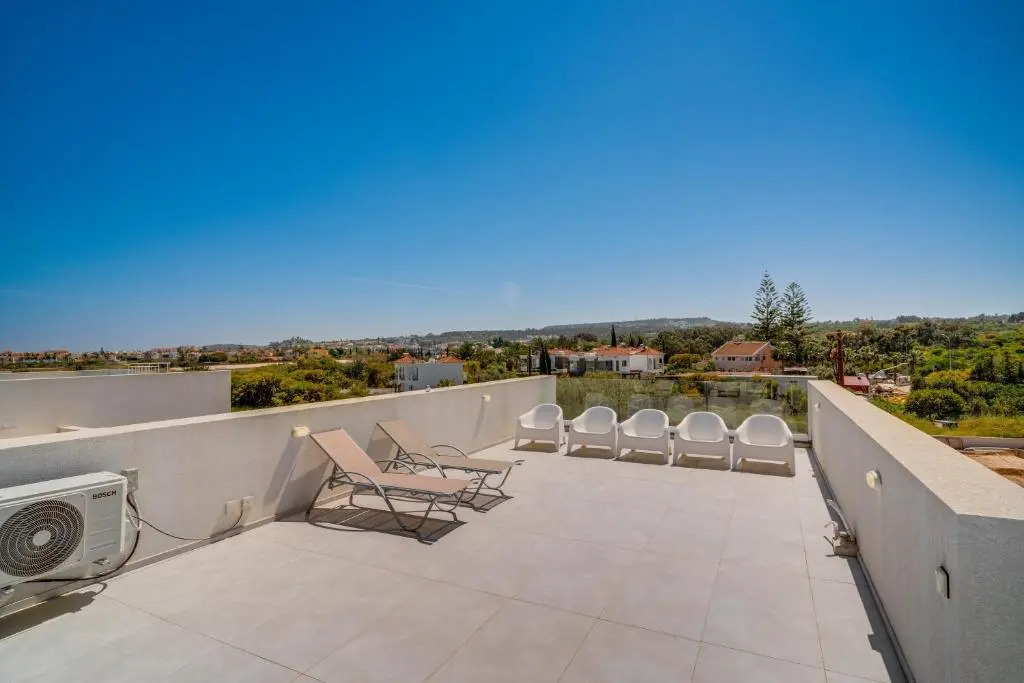 SunnyVillas: 3BR New Villa☆Private Pool in Pernera - White Swan