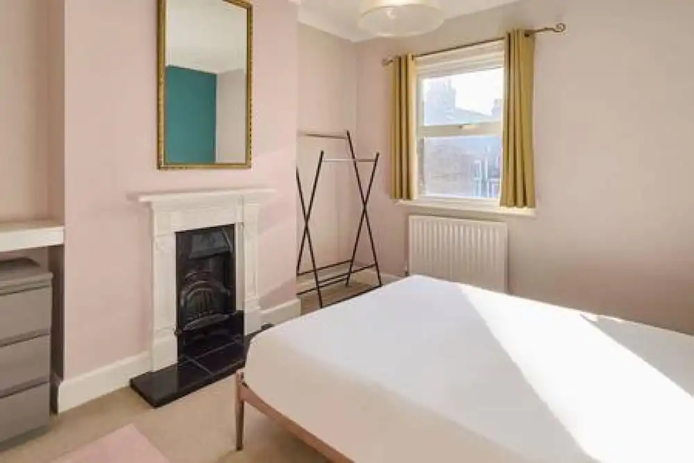 Host Stay Westbrook Road
