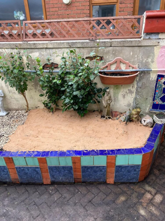 3bedroom 2 Bathroom House-free Parking 5 Beds