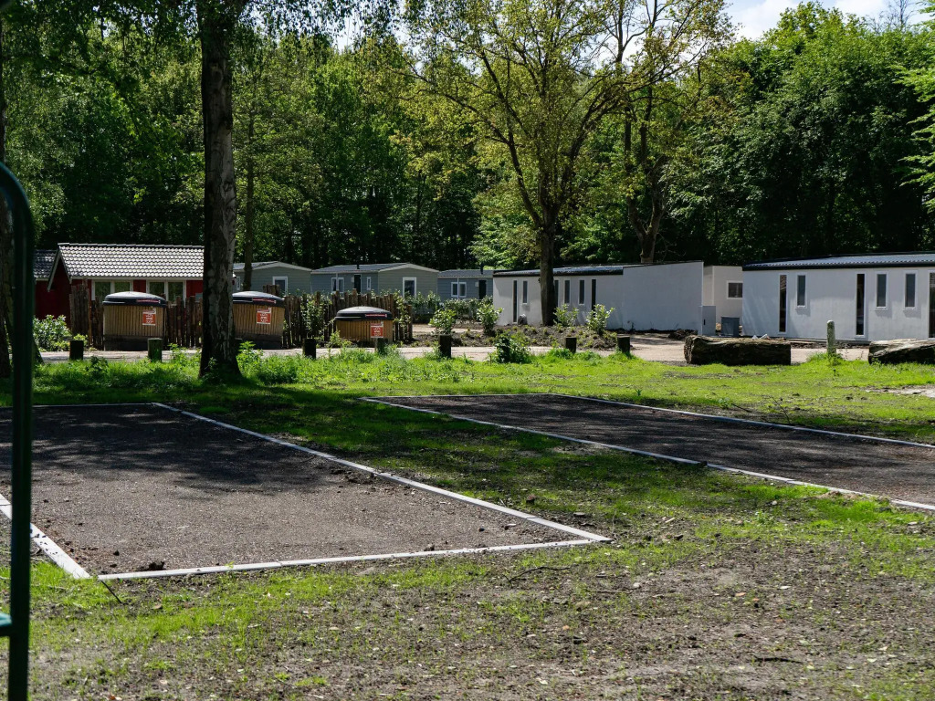 Practical chalet with terrace, in a green holiday park near Amsterdam