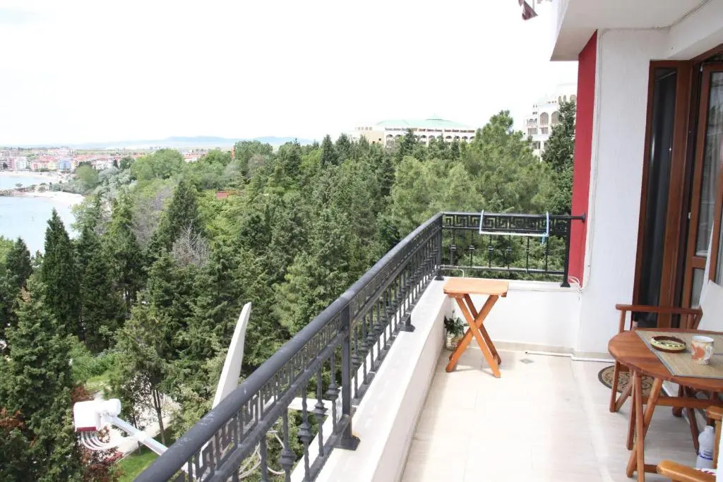 Rich-1 SP Private Apartments