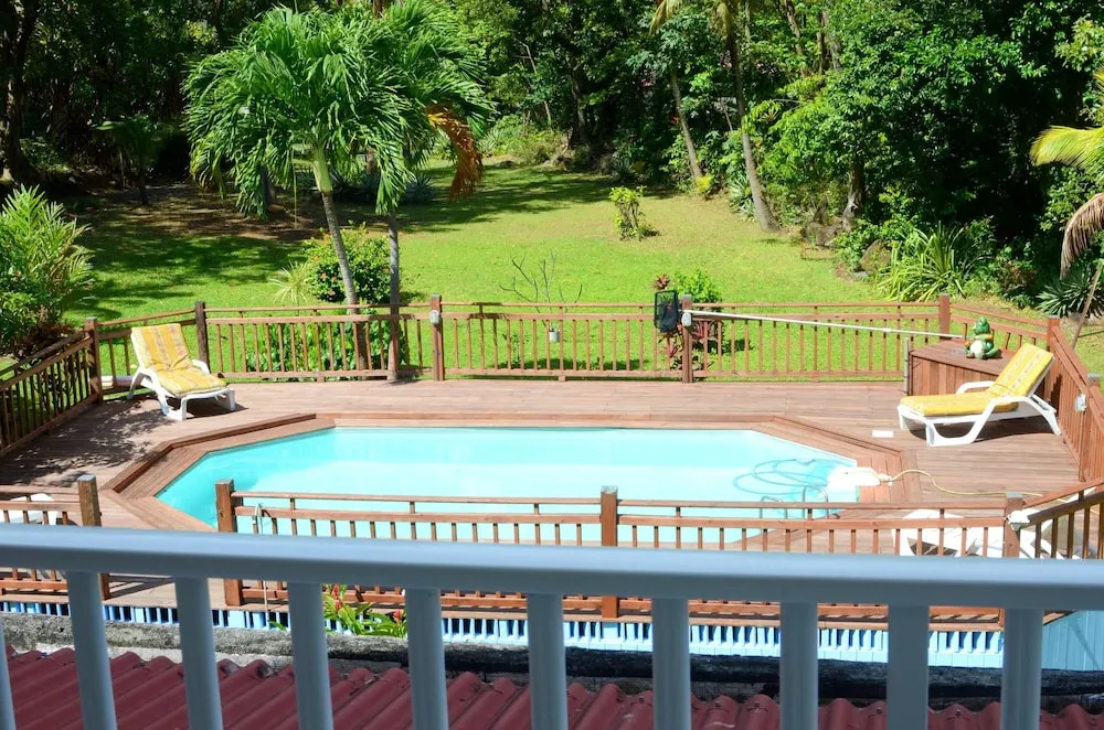 Apartment With 2 Bedrooms in Deshaies, With Private Pool, Enclosed Gar