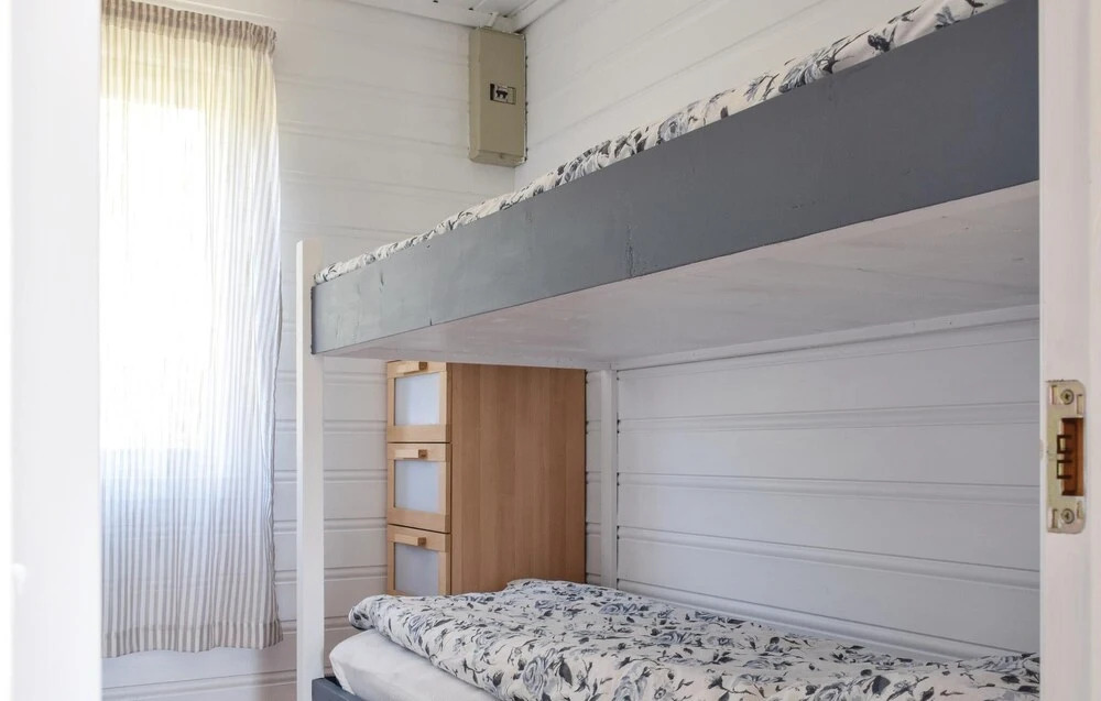 Awesome Home In Lindesnes With House Sea View